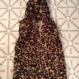 Madden Girl Leopard Print Vest